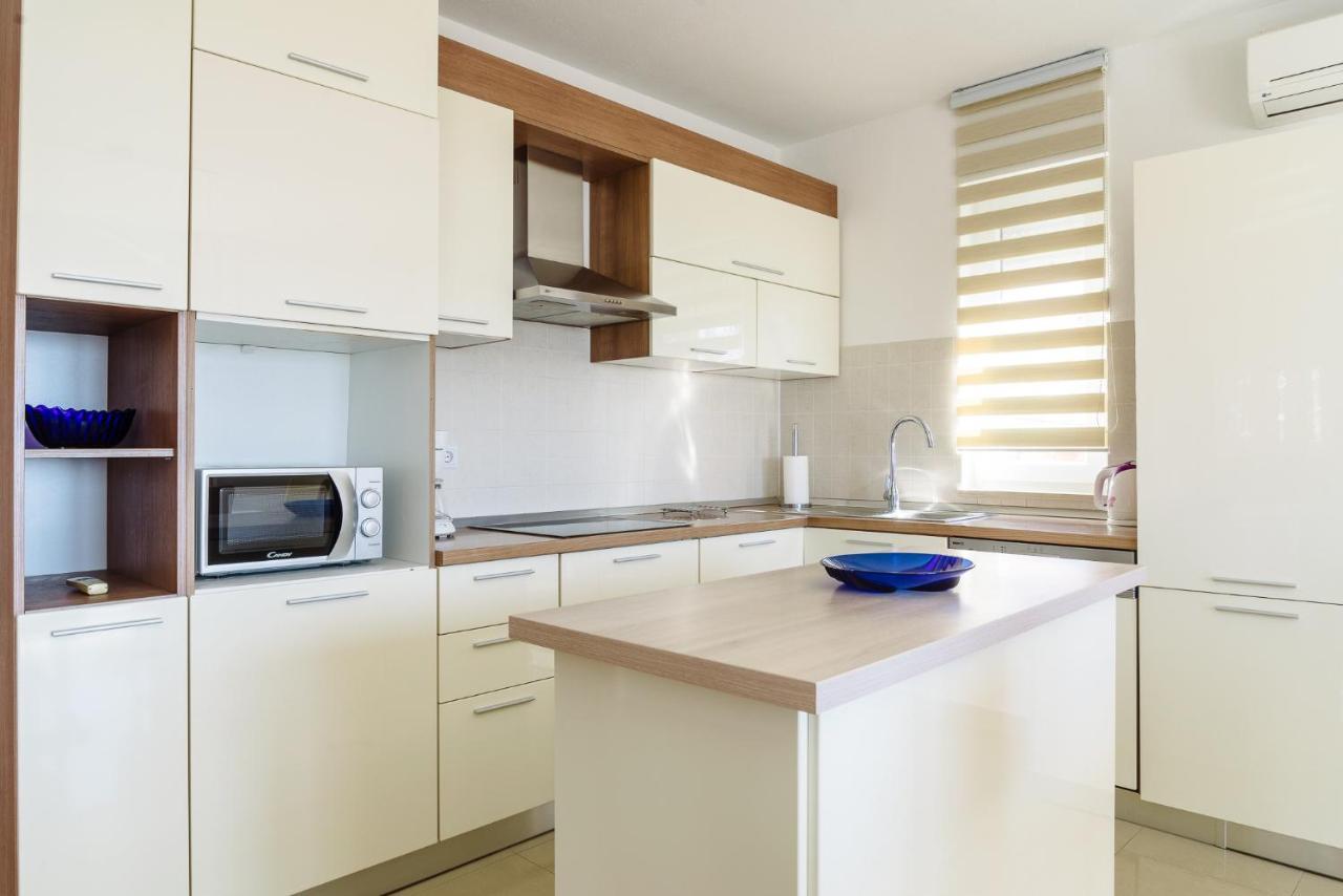 Apartman Niko คาชเตลา ภายนอก รูปภาพ
