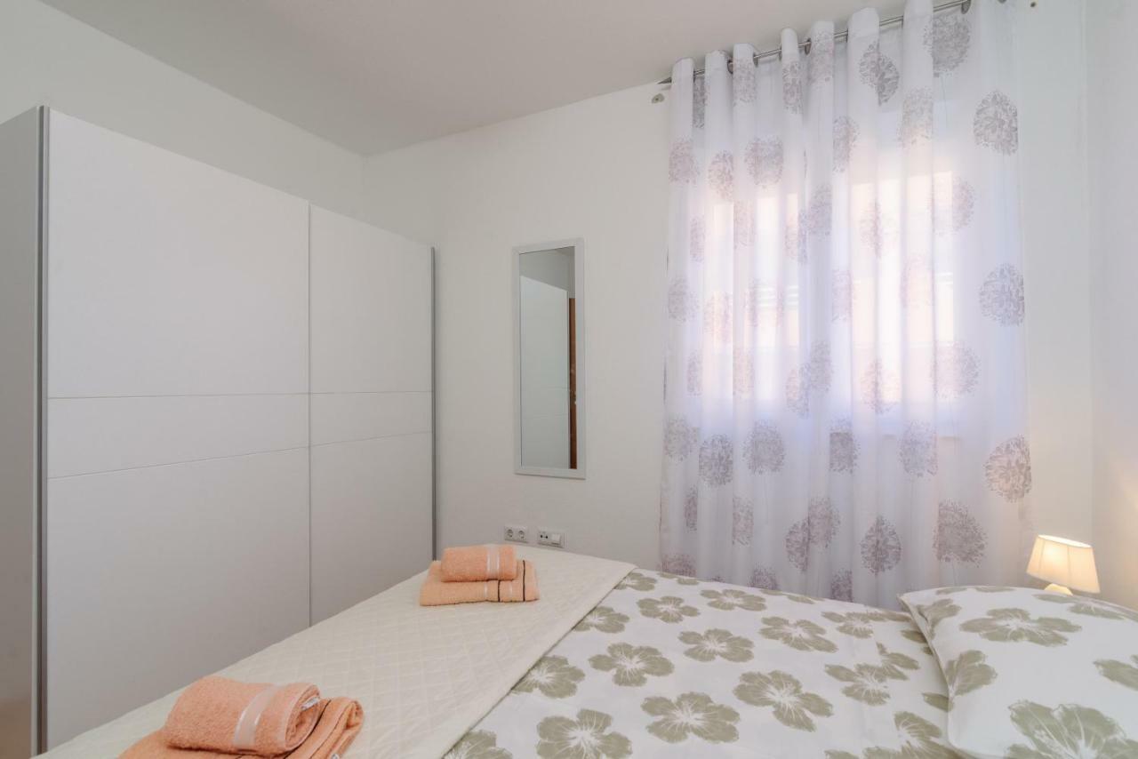 Apartman Niko คาชเตลา ภายนอก รูปภาพ
